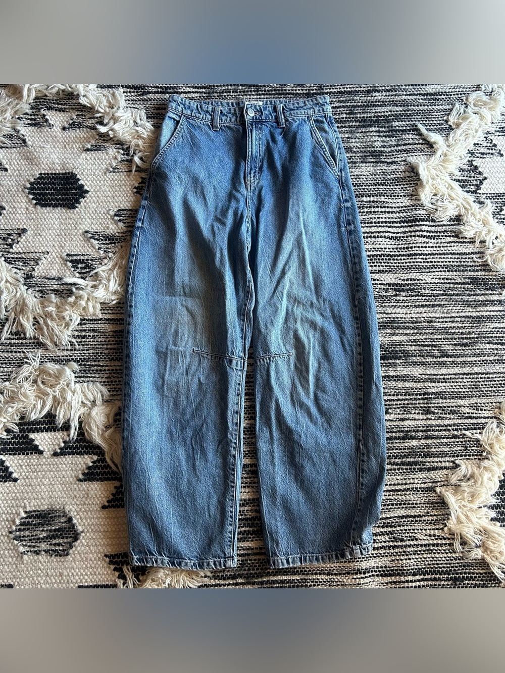 Cotton On Barrel Leg Jeans - Picture 4 of 8